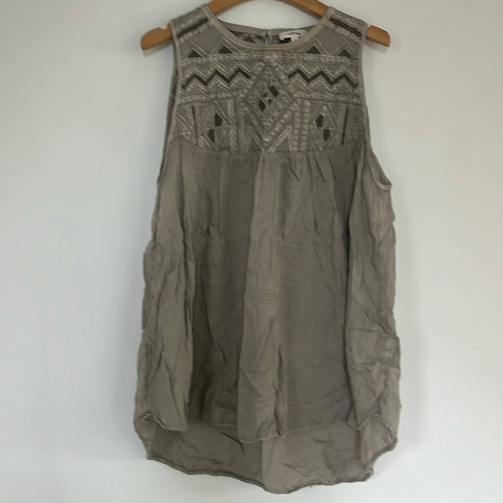 women’s top